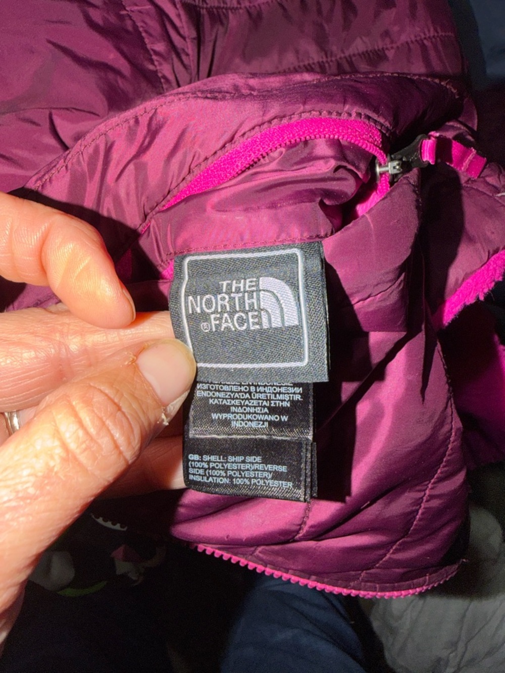 The North Face Plum and Bright Pink Girls'‎ Jacket - Picture 10 of 14